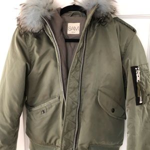 SAM. Green coat fur hood trim